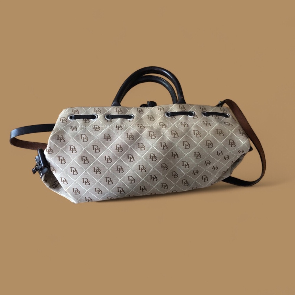 Dooney & Bourke Purse